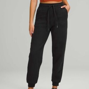 Lululemon Scuba Relaxed High Rise Joggers Black 4